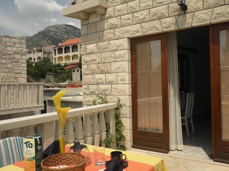 Hotel Sd House Bol Exterior foto